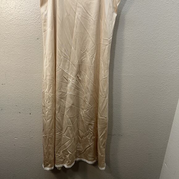 Vintage WISE BUYS Maidenform Tan Nylon‎ Full Slip Lace adjustable straps Sz 32 - Picture 6 of 9
